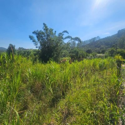 Chacara com 3699m², 2 quartos, no bairro Fazenda De Dentro em Biguaçu