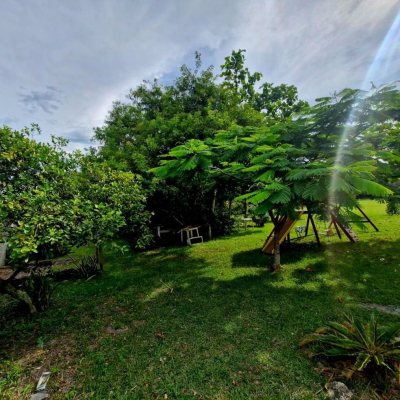 Casa Residencial com 257m², 6 quartos, 2 suítes, 2 garagens, no bairro Ingleses em Florianópolis