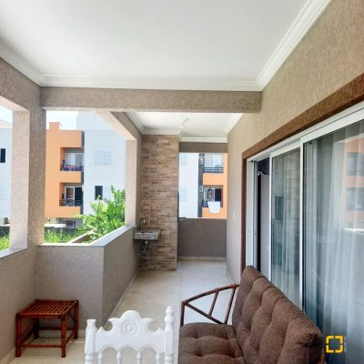 Casa Residencial com 257m², 6 quartos, 2 suítes, 2 garagens, no bairro Ingleses em Florianópolis