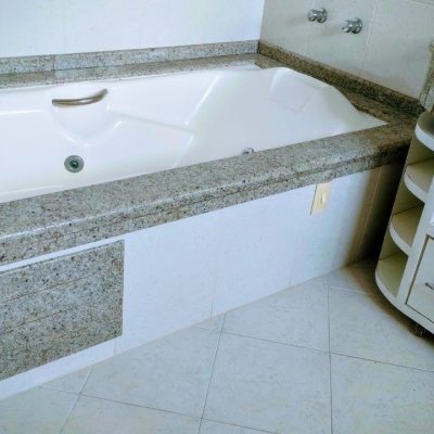 Casa Residencial com 286m², 3 quartos, 3 suítes, 2 garagens, no bairro Jurerê em Florianópolis