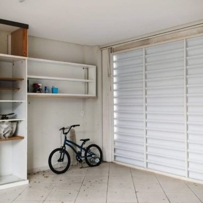 Casa Residencial com 286m², 3 quartos, 3 suítes, 2 garagens, no bairro Jurerê em Florianópolis