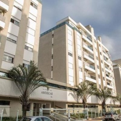 Cobertura com 116m², 3 quartos, 3 suítes, 2 garagens, no bairro Trindade em Florianópolis