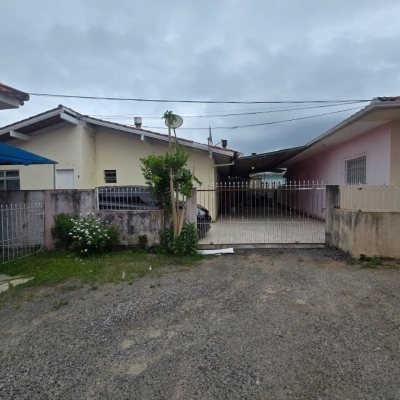 Terreno Comercial/Residencial com 1292m², no bairro Carianos em Florianópolis