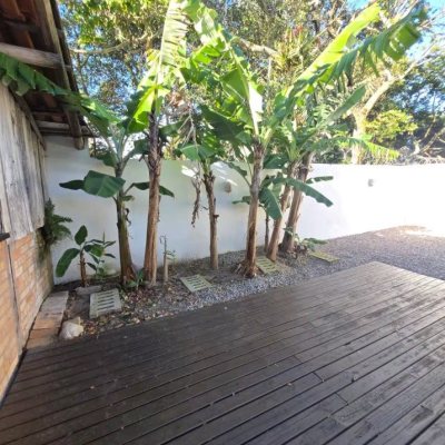 Casa Residencial com 107m², 4 quartos, 1 garagem, no bairro Ingleses do Rio Vermelho em Florianópolis