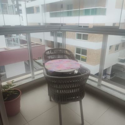 Apartamentos com 72m², 2 quartos, 1 suíte, 2 garagens, no bairro João Paulo em Florianópolis