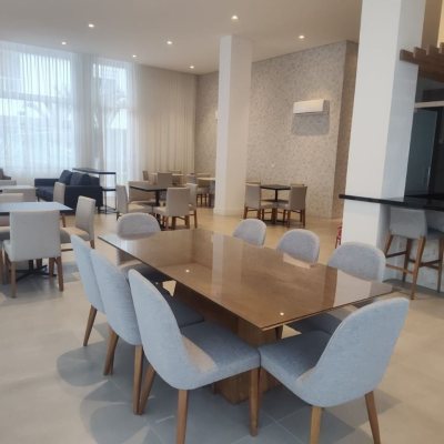 Apartamentos com 72m², 2 quartos, 1 suíte, 2 garagens, no bairro João Paulo em Florianópolis