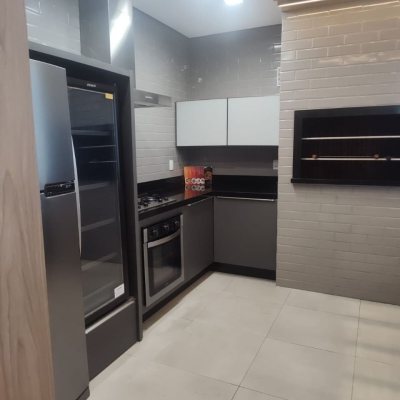 Apartamentos com 72m², 2 quartos, 1 suíte, 2 garagens, no bairro João Paulo em Florianópolis