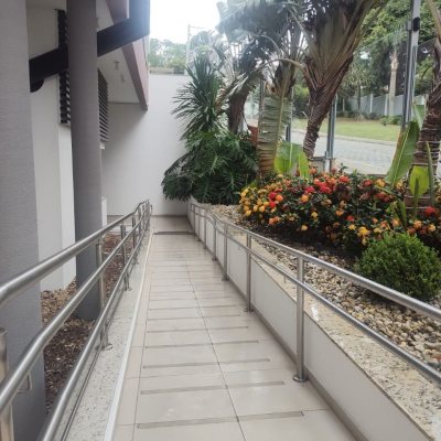 Apartamentos com 72m², 2 quartos, 1 suíte, 2 garagens, no bairro João Paulo em Florianópolis