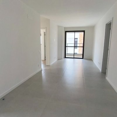 Apartamentos com 72m², 2 quartos, 2 suítes, 2 garagens, no bairro Balneário em Florianópolis