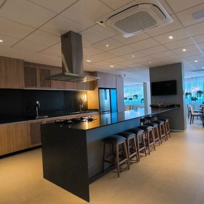 Apartamentos com 72m², 2 quartos, 2 suítes, 2 garagens, no bairro Balneário em Florianópolis