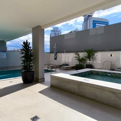 Apartamentos com 72m², 2 quartos, 2 suítes, 2 garagens, no bairro Balneário em Florianópolis