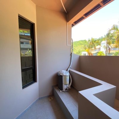 Casa Residencial com 304m², 4 quartos, 2 suítes, 2 garagens, no bairro João Paulo em Florianópolis