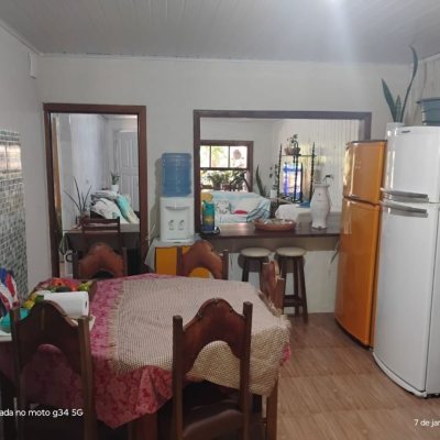 Casa Residencial com 182m², 3 quartos, 2 garagens, no bairro Vargem Grande em Florianópolis