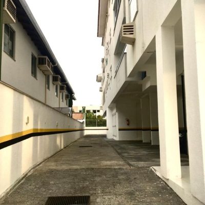 Cobertura com 139m², 2 quartos, 1 suíte, 1 garagem, no bairro Ingleses do Rio Vermelho em Florianópolis