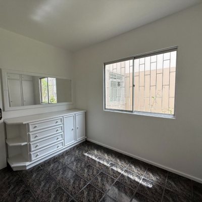 Apartamentos com 59m², 3 quartos, 1 garagem, no bairro Itacorubi em Florianópolis