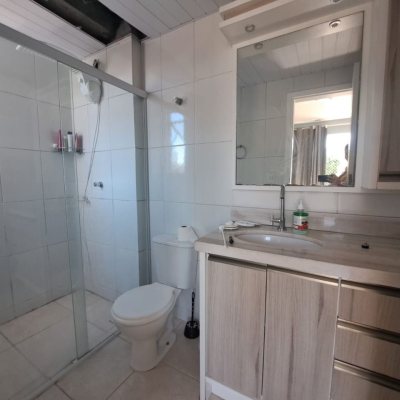 Apartamentos com 62m², 2 quartos, 1 suíte, 2 garagens, no bairro Capoeiras em Florianópolis