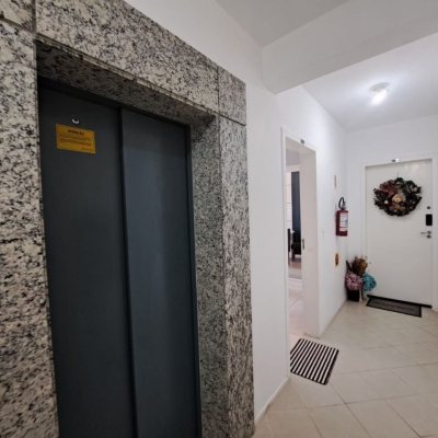 Apartamentos com 62m², 2 quartos, 1 suíte, 2 garagens, no bairro Capoeiras em Florianópolis