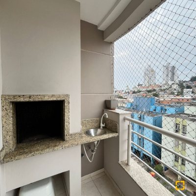 Apartamentos com 62m², 2 quartos, 1 suíte, 2 garagens, no bairro Capoeiras em Florianópolis