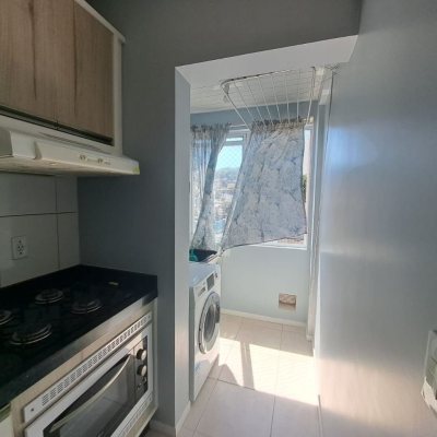 Apartamentos com 62m², 2 quartos, 1 suíte, 2 garagens, no bairro Capoeiras em Florianópolis