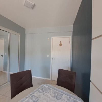 Apartamentos com 62m², 2 quartos, 1 suíte, 2 garagens, no bairro Capoeiras em Florianópolis
