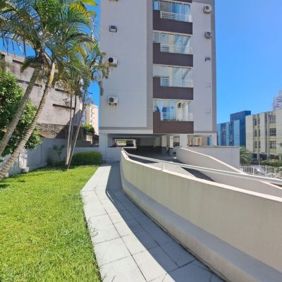 Apartamentos com 62m², 2 quartos, 1 suíte, 2 garagens, no bairro Capoeiras em Florianópolis