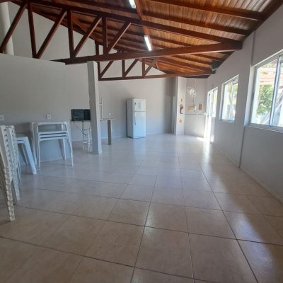 Apartamentos com 62m², 2 quartos, 1 suíte, 2 garagens, no bairro Capoeiras em Florianópolis
