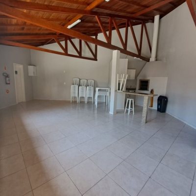 Apartamentos com 62m², 2 quartos, 1 suíte, 2 garagens, no bairro Capoeiras em Florianópolis