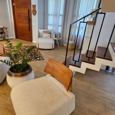 Casa em Condomínio com 346m², 3 quartos, 3 suítes, 2 garagens, no bairro Vargem Pequena em Florianópolis