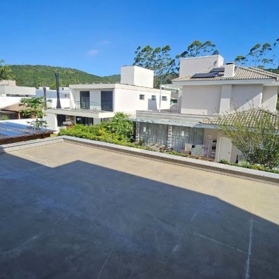 Casa em Condomínio com 346m², 3 quartos, 3 suítes, 2 garagens, no bairro Vargem Pequena em Florianópolis
