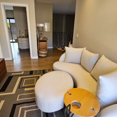 Casa em Condomínio com 346m², 3 quartos, 3 suítes, 2 garagens, no bairro Vargem Pequena em Florianópolis