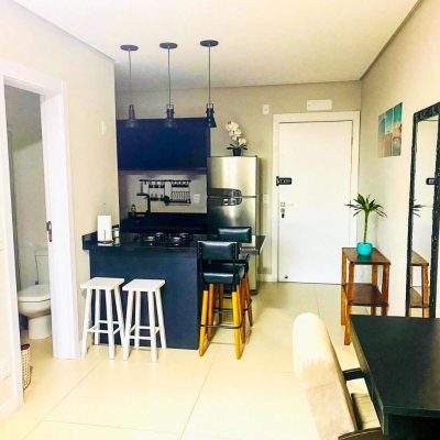 Studio Residencial com 39m², 1 quarto, 1 garagem, no bairro Centro em Florianópolis