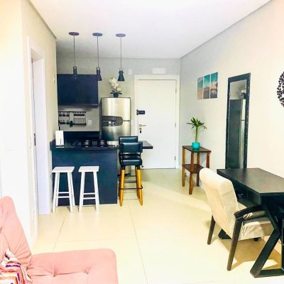 Studio Residencial com 39m², 1 quarto, 1 garagem, no bairro Centro em Florianópolis