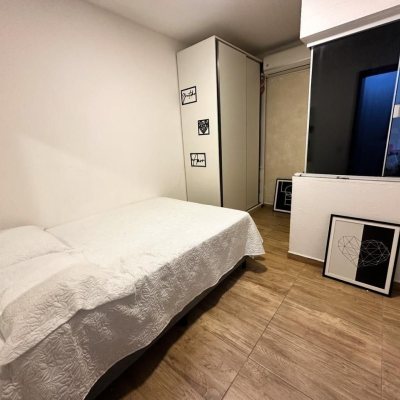 Casa Residencial com 48m², 2 quartos, 1 garagem, no bairro Bela Vista em Palhoça