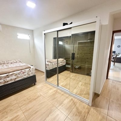 Casa Residencial com 48m², 2 quartos, 1 garagem, no bairro Bela Vista em Palhoça