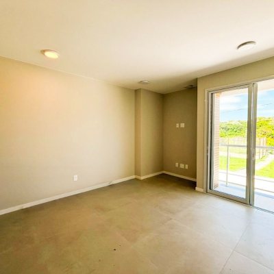 Sobrado Residencial com 138m², 3 quartos, 3 suítes, 2 garagens, no bairro Ingleses do Rio Vermelho em Florianópolis