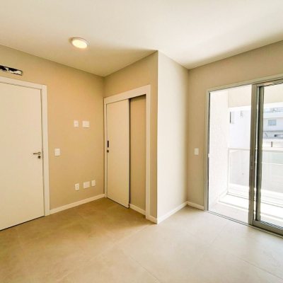 Sobrado Residencial com 138m², 3 quartos, 3 suítes, 2 garagens, no bairro Ingleses do Rio Vermelho em Florianópolis