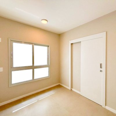 Sobrado Residencial com 138m², 3 quartos, 3 suítes, 2 garagens, no bairro Ingleses do Rio Vermelho em Florianópolis