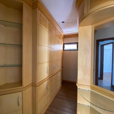 Apartamentos com 254m², 3 quartos, 3 suítes, 2 garagens, no bairro Centro em Florianópolis