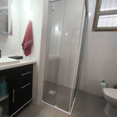 Casa Residencial com 153m², 3 quartos, 1 suíte, no bairro Itacorubi em Florianópolis