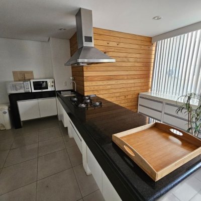 Apartamentos com 95m², 3 quartos, 1 garagem, no bairro Centro em Florianópolis