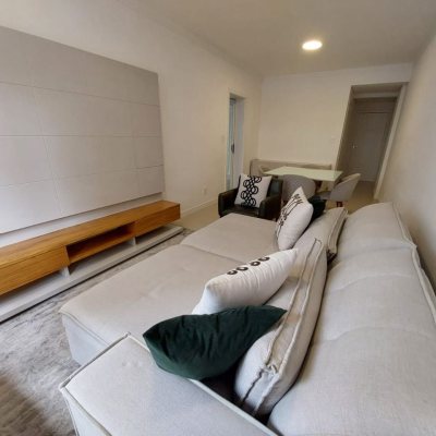 Apartamentos com 95m², 3 quartos, 1 garagem, no bairro Centro em Florianópolis