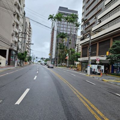 Apartamentos com 95m², 3 quartos, 1 garagem, no bairro Centro em Florianópolis
