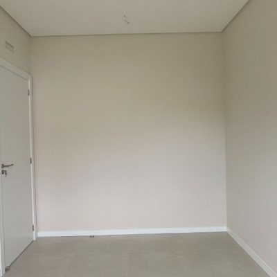 Casa em Condomínio com 150m², 3 quartos, 1 suíte, 2 garagens, no bairro Beira Rio em Biguaçu