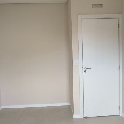 Casa em Condomínio com 150m², 3 quartos, 1 suíte, 2 garagens, no bairro Beira Rio em Biguaçu