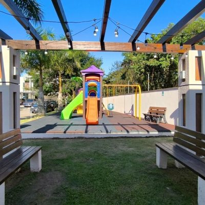 Casa em Condomínio com 150m², 3 quartos, 1 suíte, 2 garagens, no bairro Beira Rio em Biguaçu