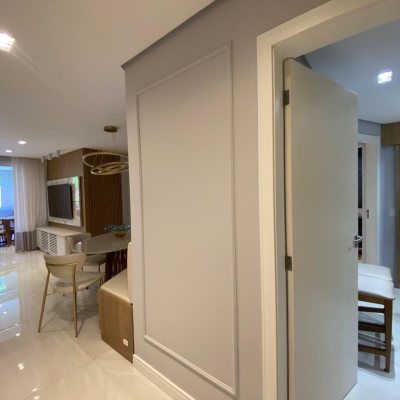 Apartamentos com 90m², 4 quartos, 1 suíte, 2 garagens, no bairro João Paulo em Florianópolis