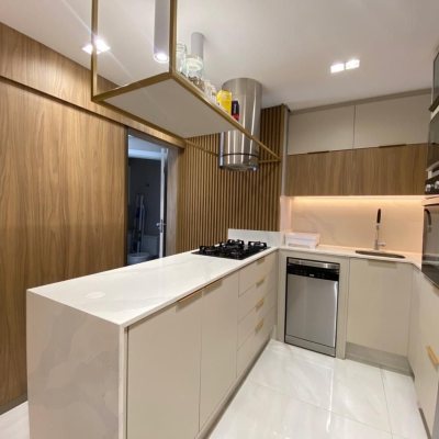 Apartamentos com 90m², 4 quartos, 1 suíte, 2 garagens, no bairro João Paulo em Florianópolis