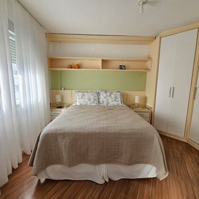 Apartamentos com 103m², 3 quartos, 1 suíte, 2 garagens, no bairro Itacorubi em Florianópolis