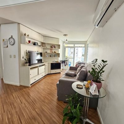 Apartamentos com 103m², 3 quartos, 1 suíte, 2 garagens, no bairro Itacorubi em Florianópolis