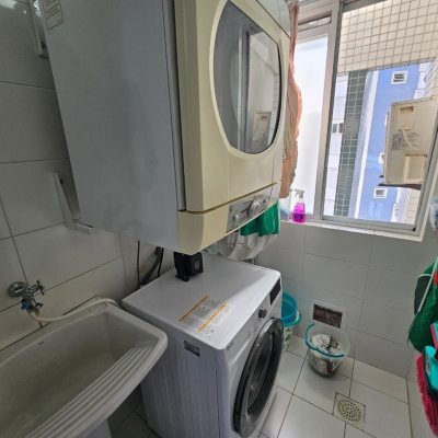 Apartamentos com 103m², 3 quartos, 1 suíte, 2 garagens, no bairro Itacorubi em Florianópolis